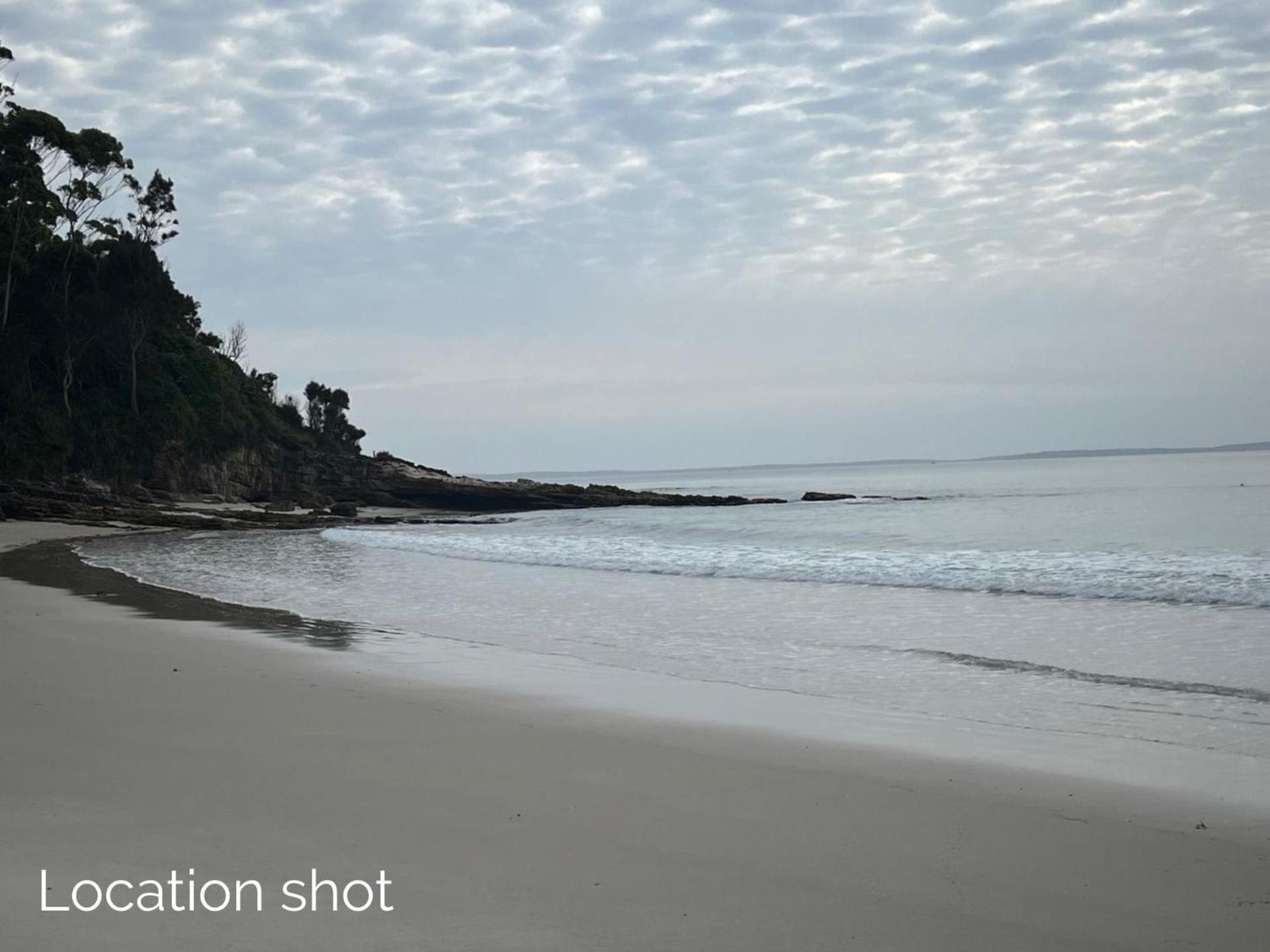 Overlooking Blenheim Beach Feel the Sand Between your Toes Vincentia Buitenkant foto